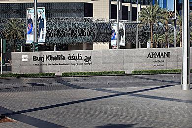 赛博卡牌构筑游戏《零异机动队》试玩版正式公开 今年发售